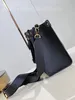 M22311 New Women Women's Hands Handdency Hight Justice Counder Bag Cowhide Crossbody Bag Counter STIP