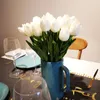 Fiori decorativi 31pcs/Lot Mini PU Tulip Artificial Wedding Decor Bouquet da sposa Tocco reale per la festa a casa