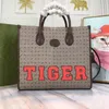 Women Designer Tote Bag High Quality Handbags Beach Bag Crossbody Bags Shoulder Bags Purse Canvas Genuine Leather Classic Prints Internal Zipper Bag Fashion Totes