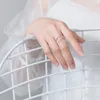 Anillos de banda Anillo de hoja de cristal brillante de moda Minimalista Retro Color de plata Apertura ajustable para mujeres Fiesta Joyería de boda Anillos 231123