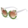 Sunglasses 2024 Sun Glasses Cat Eye Flower Color Diamond Female Bar Interpretation Stage Performance Patty