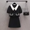 Dwuczęściowa sukienka Summer elegancka kobiecy setki spódnicy retro biuro wyprzedzania krótkiego rękawu Top Top Mały płaszcz i mini spódnice Koreańska moda