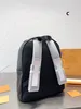 حقائب مصممة حقيبة ظهر على ظهر حقيبة ظهر على ظهر حقيبة ظهر كبيرة من حقائب الظهر الفاخرة العلامة التجارية الفاخرة.