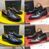 Toppfestskor för män Bröllopskor Mens Loafers italienska varumärkesläderklänningskor Män formella sepatu slip på mockasiner