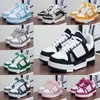 Nya designerskor Emed Trainer Sneaker White Black Sky Blue Green Denim Pink Red S Mens Casual Sneakers Low Platform Womens Trainers Storlek 36-45