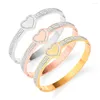 Bangle Cute Style Fashion Exquisite Clear Zircon Paved Love Heart Design For Women Bride Wedding Female Jewellery