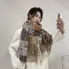 Новый осенне-зимний дизайнерский шарф Roewe с буквенным принтом, двусторонний шарф с граффити, 100% кашемировый шарф, корейская шаль с цветными блоками, мужская и женская кашемировая теплая утолщенная шаль