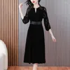 Sıradan Elbiseler 2023 Siyah Velvet Patchwork Boş Out Uzun Kollu Elbise Sonbahar Kış Zarif Ismarlama Durum Kadınlar Vintage Prom
