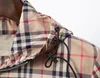 Designer Brand Mens Giacche con cappuccio Moda Plaid Cappotti antivento Designer Retro British Men Khaki Cappotto con cappuccio Giacche sportive casual da esterno Maschile con cappuccio Top Abbigliamento