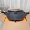 M43644 5A Luxurys designers berömda bröstväska axelväskor Bumbag Fanny Pack äkta läder Tote Fashion Belt Bag Woemns M44812 Bum Purse