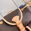 9a Designer Rucksackstil echter Lederausflüge kleine Totes Luxusqualität Frauen Handtaschen 21 cm Kettenbeutel