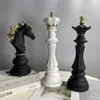Harz Schachfiguren Brettspiele Zubehör Internationale Schachfiguren Retro Home Decor Einfache moderne Schachfiguren Ornamente 220211287v