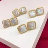 Stud -oorbellen Handgemaakte vierkante vorm Keshi Pearl pins vrouwen DIY Barokke sieraden