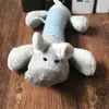 Новая домашняя собака игрушеку