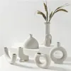 Nordique Ins Vase en céramique ornements de maison blanc végétarien créatif en céramique Pot de fleur Vases décorations pour la maison artisanat cadeaux T200617247N