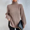 Pulls pour femmes Casual chaud solide mi-longueur pull 2023 automne / hiver doux tricots mode raglan à manches longues col roulé pull fendu