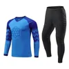 Autres articles de sport Hommes Kid Football Gardien Uniforme Éponge de protection À manches longues Football Formation Gardien de but Top Soccer Jersey Pantalon personnalisé 231124