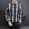 Camicie casual da uomo Manica lunga a righe Tendenza giovanile Versione slim e pura e fresca Top T-shirt senza stiratura Camicia quattro stagioni