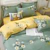 Bedding Sets 2023 Grey Stripe Duvet Capa Fronha de folha plana 3/4pcs Linho de cama branca cães urso