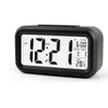 Plastic Mute Wearmklok LCD Smartkloktemperatuur Leuke lichtgevoelig beddigitale alarmklok snooze nachtlichtkalender