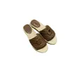 Luxus Design Fischer Hausschuhe Neue Stroh gewebte Unterseite bestickte flache Farbblockierung Mode Sandalen Damenschuhe