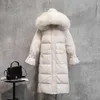 Nowy zagęszczony i ciepły płaszcz dla kobiet z długim kolanem białym kołnierzem 1Z