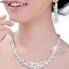 Trendiga silverkristaller bröllop brud smycken set halsband örhängen set bländande strass kvinnor tillbehör prom party smycken set gåva al8609