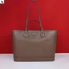 Sac de créateur hommes et femmes Sac à main à la mode Classique double embrayage 739730 Sac en cuir vintage Hommes et femmes grande capacité portable Un sac à bandoulière