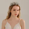 Fermagli per capelli Fiore di lusso Strass Fasce per capelli Donna Vintage Wedding Bridal Crown Hoop Squisita eleganza Accessori per feste 2023