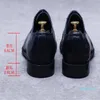 Vintage Style Formal Business Shoes Male Oxfords British Style Fashion Mens Wedding Dress Shoes Male Flats