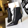 Большой размер 34-43 растягивание Lycra Fashion Angle Boots Women Black Pointy Toe кожаные кружевы насосы Lady High Heels The Wearts Shoes осень 230424