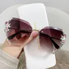 Sunglasses Decorative Rhinestones Women Women's Metal Mirror Leg Oval Sun Glasses Summer Fashion Eyewear UV400 Gafas De Sol