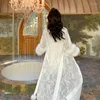 Roupa de sono feminina elegante roupão de penas de penas longas quimono feminino roupão de banho sexy oco para roupas de noite vestido de estilo francês espaguete de espaguete