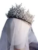 Accessori per capelli da sposa fatti a mano con diadema da sposa in filo nero. Corona nuziale da donna