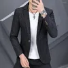 Mäns kostymer 2023 Boutique Men's Fashion Gentleman Casual All-Match Small Suit Striped Korean Version av Teenage Wedding Slim Business