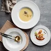 Płyty naczynia makaronowe talerz ceramiczny obiad molekularny stek w stylu nordyc