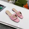 Designer Womens Shoes 2023 Summer New Fashion Ladies Flip Flops Flat Sandals Leather Casual Beach Vacation Flip Flops Size 35-43 with Box