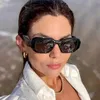 Moda Pradd Cool Sunglasses Designer 2022 New Ins Network Red Usando fotos de rua P Home Irregular Driving Tide