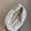 Tidig Jodie Bag Venetasbottegas Woven Handbags Top Designer Spring 22 Patent Leather Mini Cloted Round Hobo Hand Arm Pit