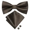 Noeuds papillon Hi-Cravate Soie Solide Cravate Hanky Boutons De Manchette Ensemble Pré-attaché Papillon Noeud Papillon En Gros Pour Homme De Mariage Style D'affaires Cadeau