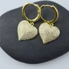 Brincos Dangle Brincos fofos Love Heart Zircão de ouro Gold Stud Fashion Jóias cúbicas para mulheres Brincos atacado