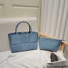 Bolsas femininas de grife BottegvVeneta Bolsas de couro tecido bolsas pequeno grupo tecido jeans sacola para mulheres com grande capacidade de deslocamento portátil One Shou HBLI