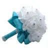 Fiori decorativi Bridal Brides Madge Bouquet PE Piccola tenuta artificiale con accessori per mariage a nastro di seta in raso