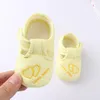 Eerste wandelaars Groothandel comfortabele baby wandelschoenen Spring katoen ademende jongens lichtgewicht schattige gir schoen zapatos informales