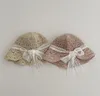 Chapeaux 202303--lele Ins ÉTÉ À La Main Crochet Papier Herbe Dentelle Ruban Bowknot Enfants Fille Soleil Seau Cap Enfants Loisirs Chapeau De Pêcheur