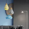 Lámparas colgantes Diseño minimalista moderno Candelabro de diamantes Pantalla de macarrón nórdico Lámpara Led colorida Iluminación para el hogar Bar Restaurante Registro