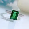 Ringos de cluster S925 Silver Vintage Rectangle Car Flat 6 8 Emerald One High Carbon Diamond Women's Ring