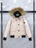 Designer Mens Down Parka Jaqueta de Inverno Mulheres Down Parka Pato Branco À Prova de Vento Parker Collar Cap Quente Real Lobo Pele Elegante Bomber Jackets Adventure Coat