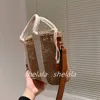 Straw Woody Totes Bolsos de playa bolso de diseñador cruzado bolso de hombro de lujo bolso de mano Bolsos de ganchillo Tamaño mediano / pequeño 5A 2023