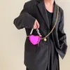 Kvällspåsar 2023 Summer Women Brand Chicken Heart Shoulder For Mini Lipstick Fashion Chain Crossbody Designer Purse 230424